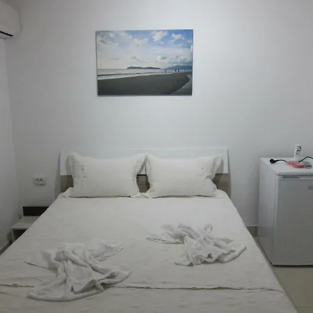 Casa Gherghisan Guest house